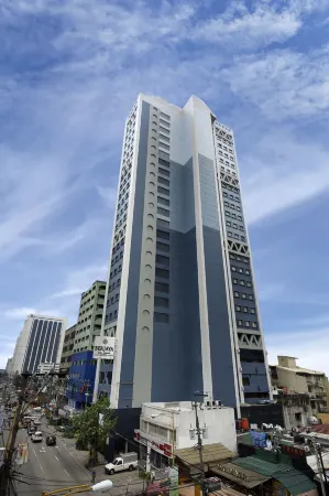 Berjaya Makati Hotel Отели рядом с достопримечательностью «The Linear Makati Tower 2»