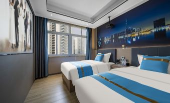 Yiyang Jiazhou Hotel