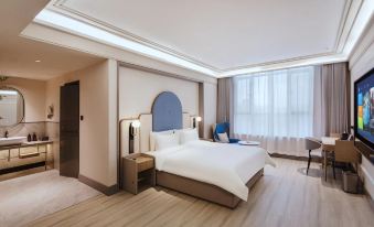 Baiyu Eiffel Hotel (Tianshui City Government Central Plaza)