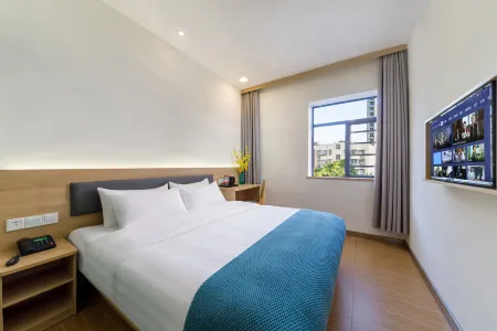 Joy Lai Hotel (Nanshan Subway Station) Отели рядом с достопримечательностью «Yeshi Ancestor Temple»