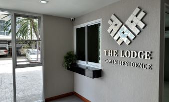 The Lodge @ Min Residence