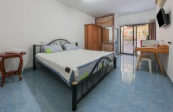 View Mansion Hotels near Burapha University