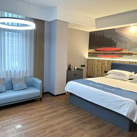 Home Inn Huaxuan Collection Hotel (Fuzhou Jinxi County Jinxiu Commercial Building)