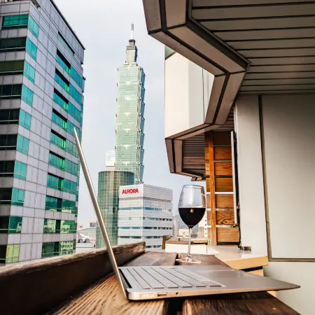 Pacific Business Hotel Отели рядом с достопримечательностью «Торговый центр Far Eastern»