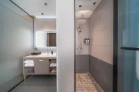 伊寧環球港六星街麗呈ホテル