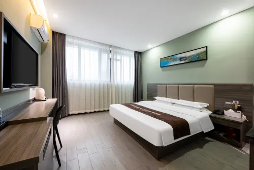 Jichu Chain Hotel (Shishou Xiang'e Agricultural Trade City)
