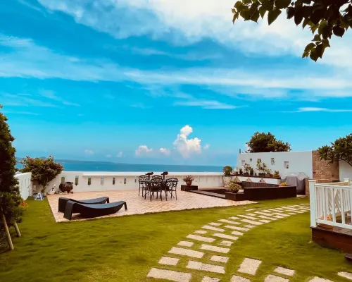 Place de L Sea View Resort Hotels near South Beach