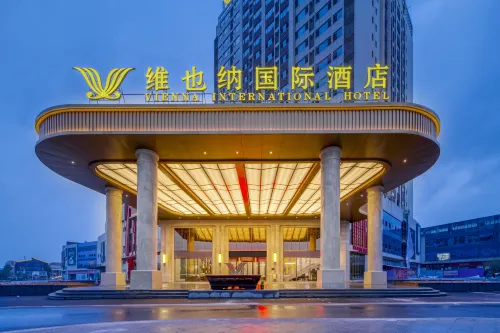 Vienna International Hotel Các khách sạn ở Lâm Vũ