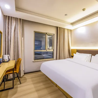 Yihe Boutique Hotel (Guangqumen Subway Station Branch) Hotels near Chongwen Elementary School