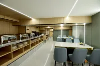 Home Inn Huaying Hotel (Yingxian Muta Shop) Hotels in Ying County