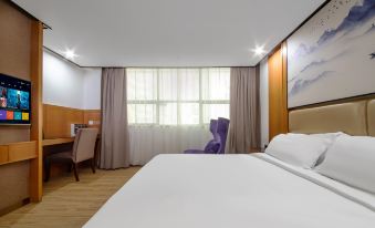 LiangYi Hotel(Shenzhen Buji east station)