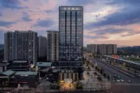 全季酒店（樂山高鐵站店） 鄰近西岸第一城小區運動場的酒店