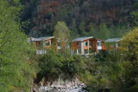 Pingwu Laohe Story Art Mountain Lodge - Mountain View