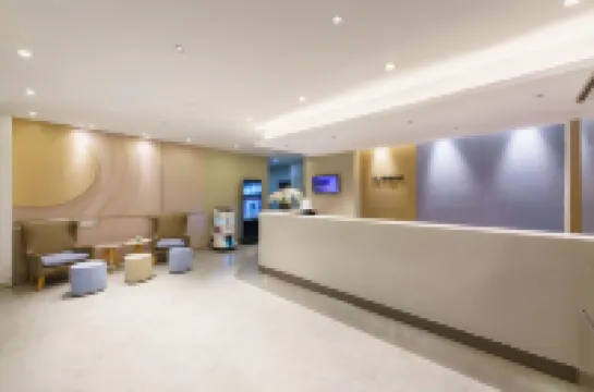 โฮมอินน์ · นีโอ (สนามบินต้าเหลียน)