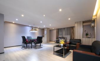 Phoenix Hotel