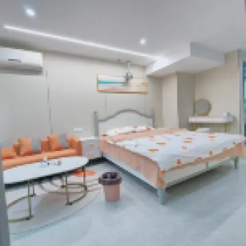 Golden Harbor Homestay (Luoshi Road No.1 Branch)