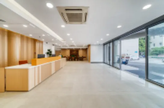 菲曼之星電影電競民宿酒店（湖州市衣裳街店）