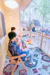 Turpan | Moye Shiguang WildLight Homestay · Grape Courtyard-Style Hotel - غرفة مطلة على الجبل