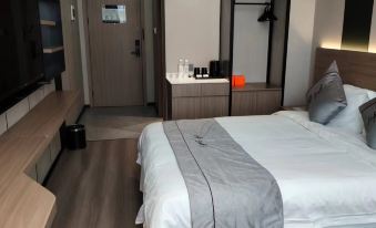 Longde Tuke Hotel