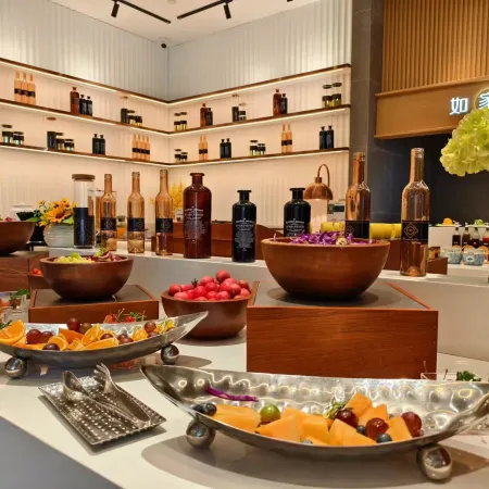 Home Inn Plus (Qingdao Yinchuan West Road, Qingdao University)