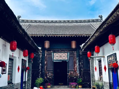 Hancheng Yuqian Daweifu Homestay Отели рядом с достопримечательностью «Hancheng Confucian Temple»