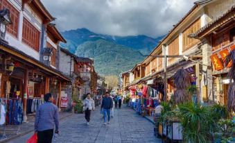 Discovery·Between Mountains and Waters｜Designer B&B (Dali Ancient Town Foreigner Street Inn)