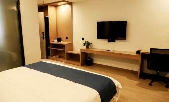 Qijiang Hill Guest Hall