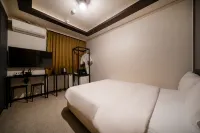 Suwon Station The Gallery Hotel