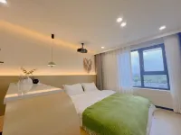 Me T MINI Shallow Time Homestay (Hefei High-Speed Railway South Station Shengda Dexin Mansion)