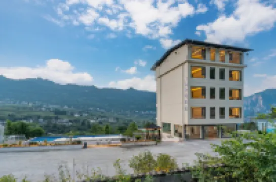 Deep Mountain Yunjian Homestay (Enshi Grand Canyon Scenic Area) Hotels near Yixiantian