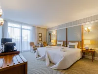 Olissippo Castelo Hotels near Castelo