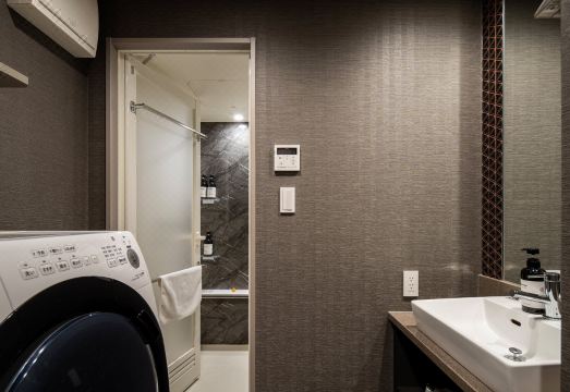 3. 섹션 L 하치보..