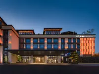 Luoyang Huamao Chunsong Hotel