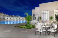 Jaz Elite Casa Del Mar Beach - Romantic