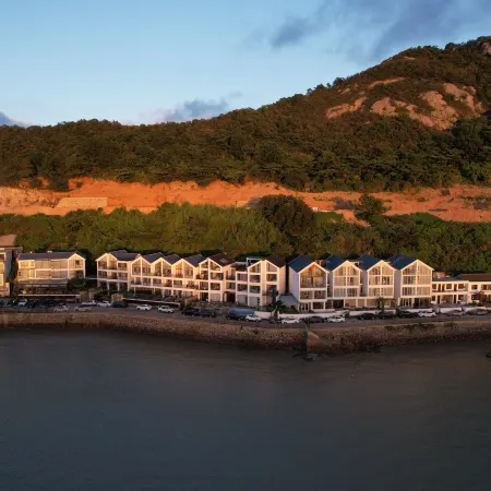 Sea sunrise · Langtaosha · Seaview Holiday Home