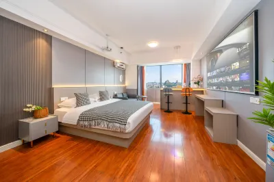 Manfei Theme Apartment Hotel (Chengzhong Wanda Plaza)