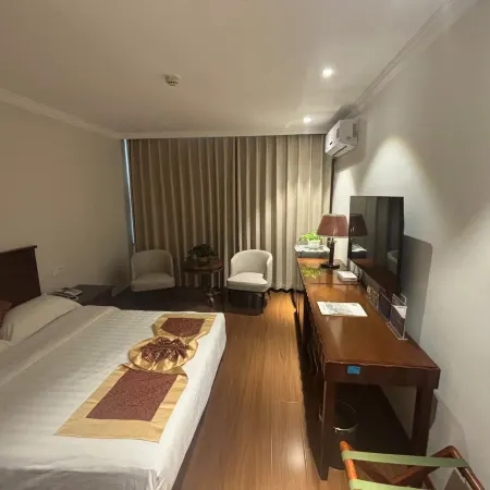 Beijing Chengzhongyuan Hotel Отели рядом с достопримечательностью «Станция метро Fuchengmen»