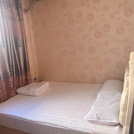 Longjing Huali Hotel Отели в г. Лунцзин