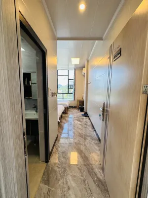 Bihai Hongli Vacation Apartment Các khách sạn gần Dajia Island Leisure Paradise