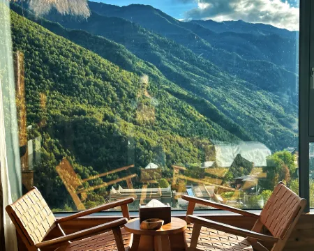 Guishan Muyun | The Oxygen-Supplying Hote·Most Popular Among Southeast Asians Hotels in Xiaojin