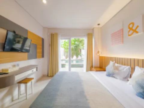Hola Seminyak Hotels near Laksmana