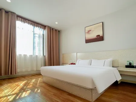 Yiduo Yunpin Hotel (Fengcheng Railway Station Ziyun Bridge) Отели рядом с достопримечательностью «Weimei Health Valley Tourism Resort»