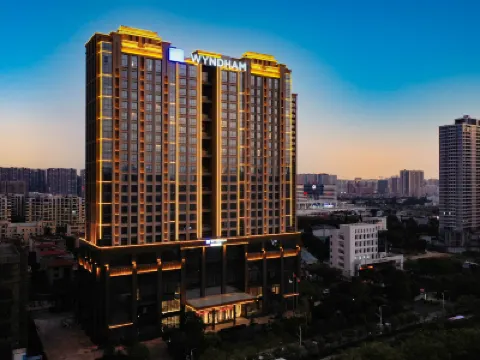 Wyndham Beihai Hotels near Bei Hai Silver Beach