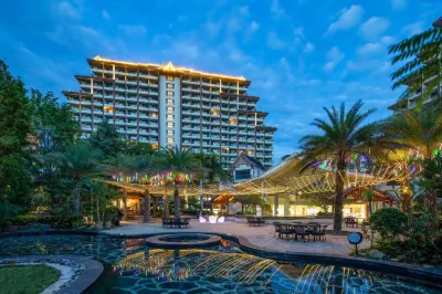 Days Inn Wyndham Xishuangbanna Jinghong Rainforest Park (Mengluo Dafosi Branch) Các khách sạn ở Cảnh Hồng