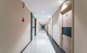 Xitailai Hotel Yinchuan (Shihe Tianxi International Center Zhongshan Park)