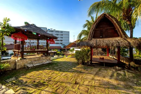 Aruna Senggigi Resort & Convention