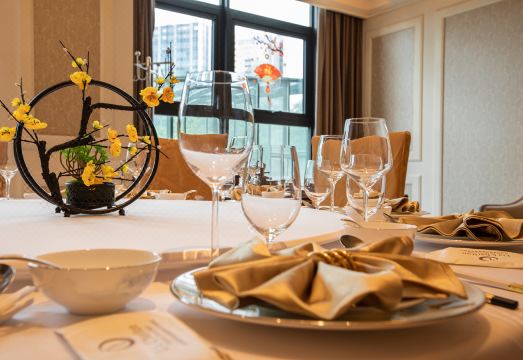 1. 리아 찰턴 호텔..