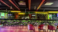 Tribu Hotels - bars