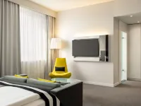 Vienna House by Wyndham Andel's Berlin Отели рядом с достопримечательностью «Ледовая арена Wellblechpalast»