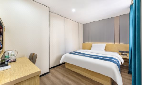 KaiLe Hotel (Guangzhou Luoxi subway station)